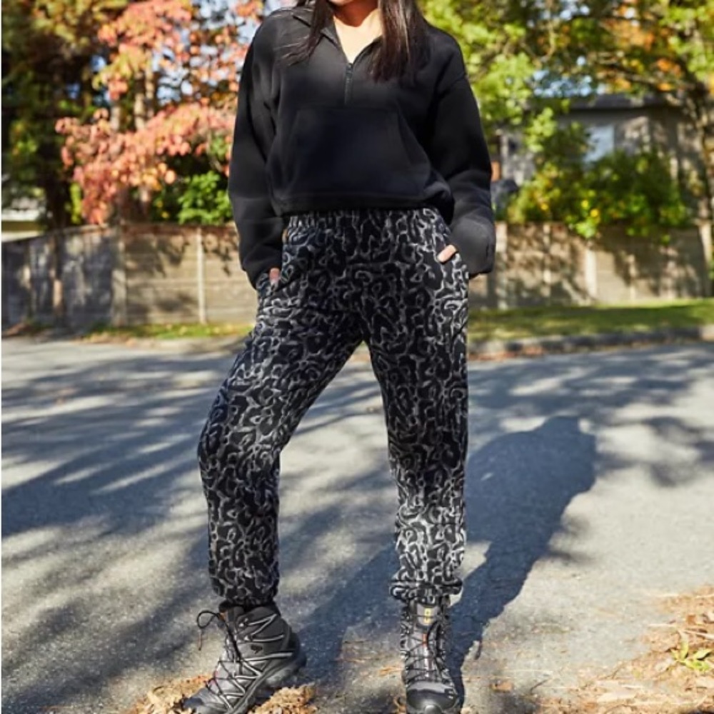 Tna polar fleece set S/M cheetah